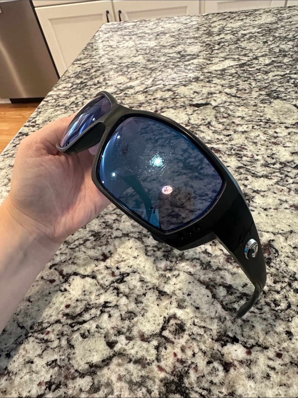 Costa Men Sunglasses - Picture 7 of 8